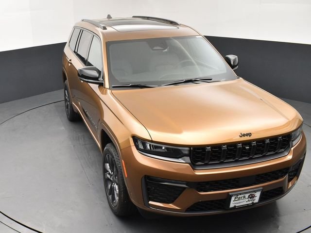 New 2026 Copper Shino Metallic Clear-Coat Exterior Paint Jeep Limited Reserve image 13