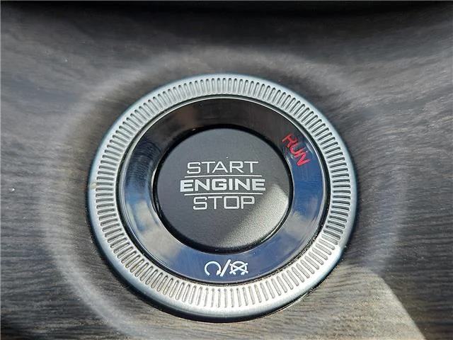 Used 2024 Silver Zynith Jeep Limited 4x4 image 14