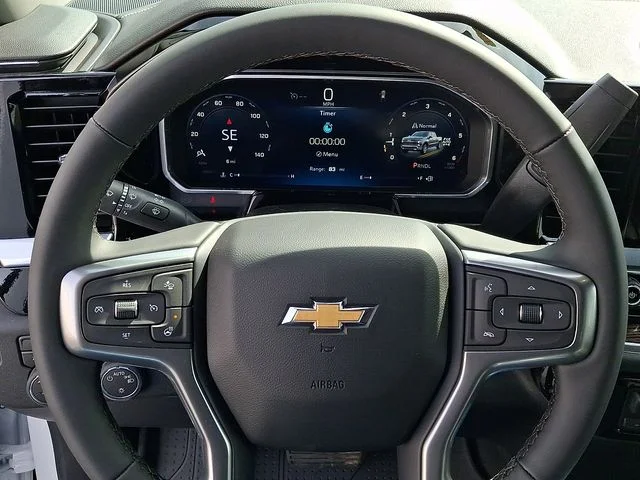 New 2026 White Chevrolet LT image 17
