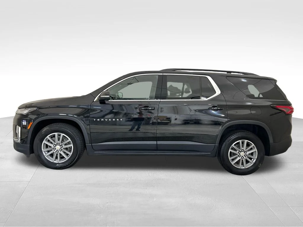 Used 2022 Black Chevrolet LT image 2