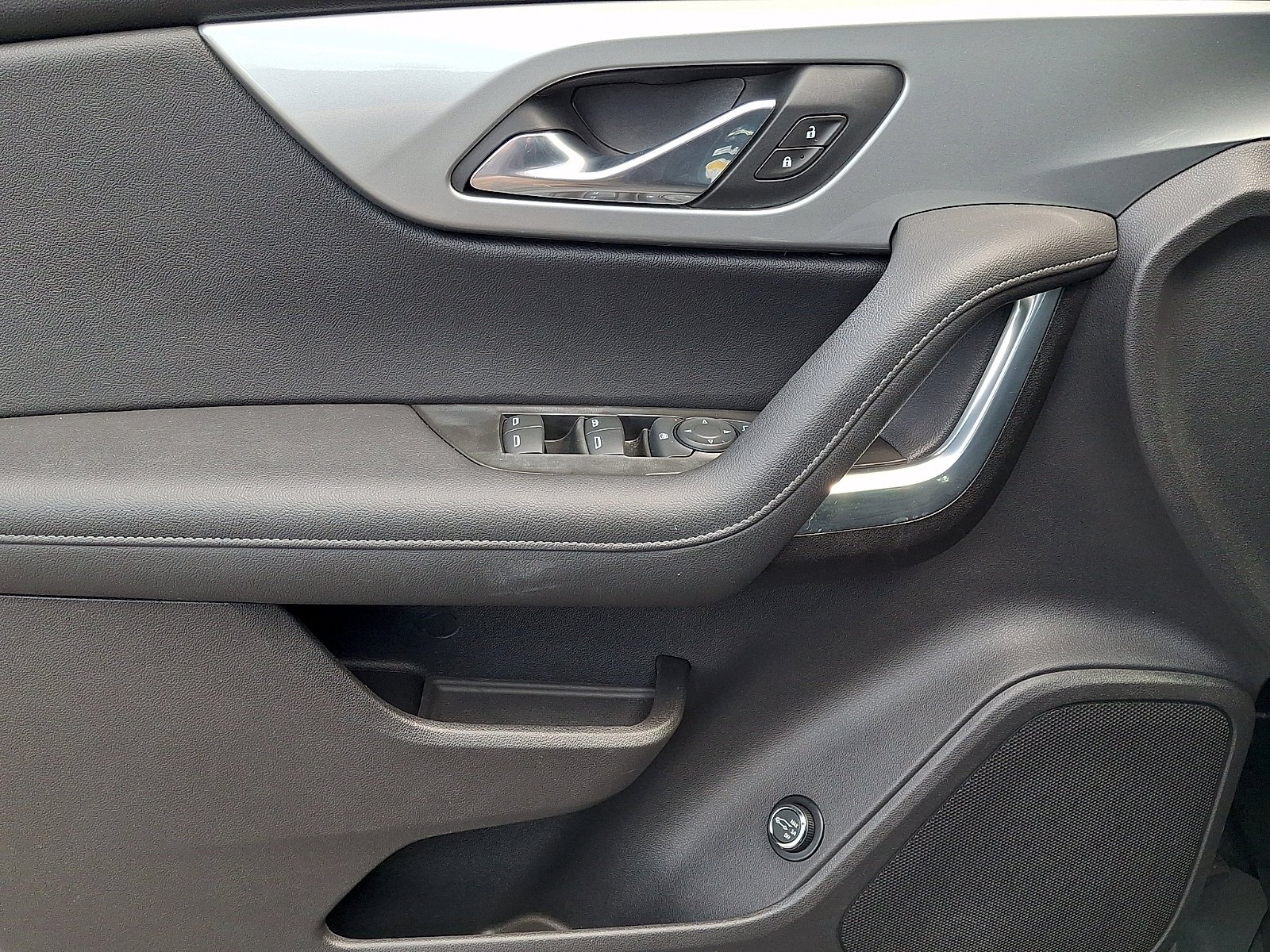 Used 2019 Graphite Metallic Chevrolet Base image 12