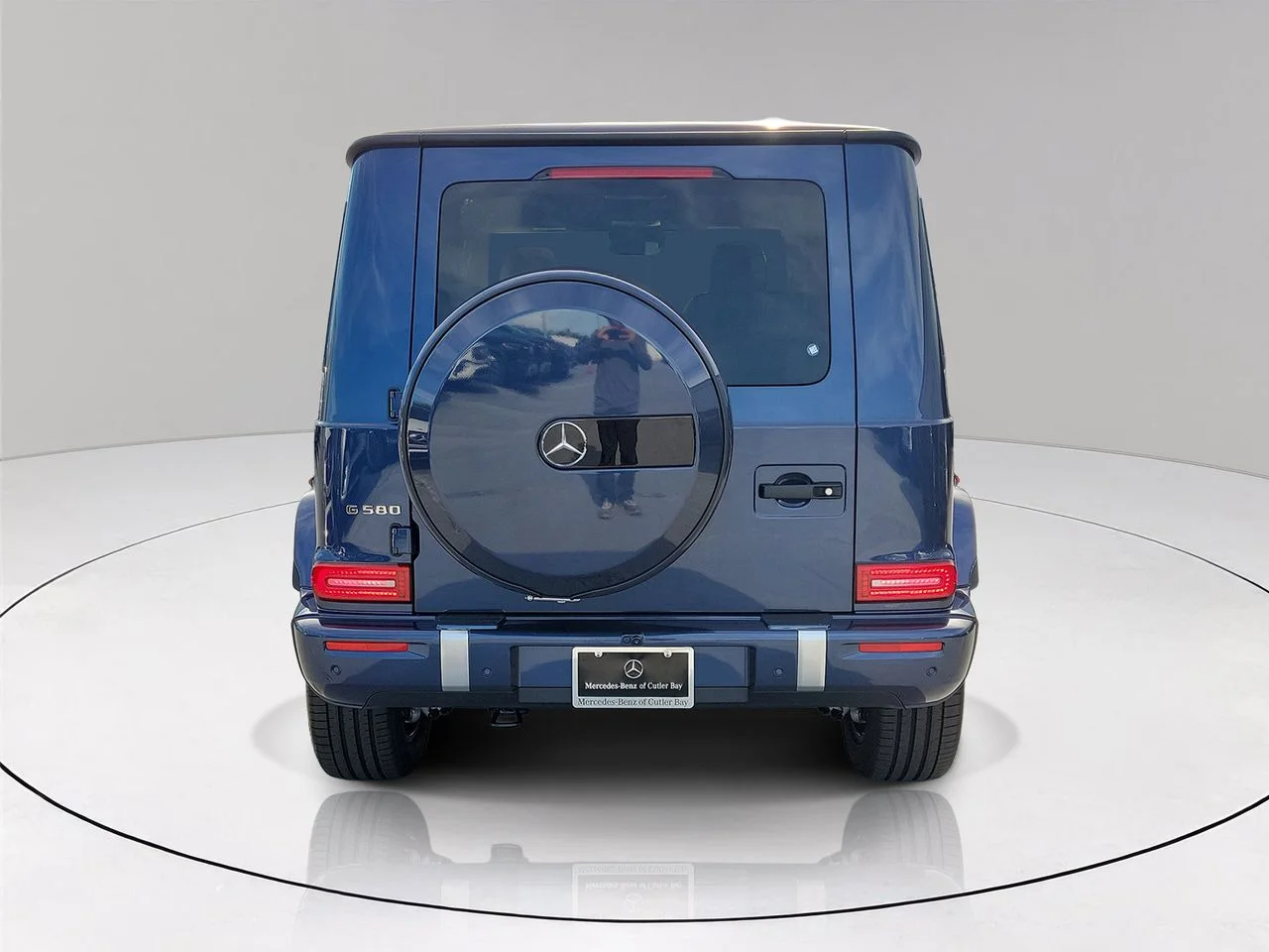 New 2027 Twilight blue Mercedes-Benz G 580 image 5