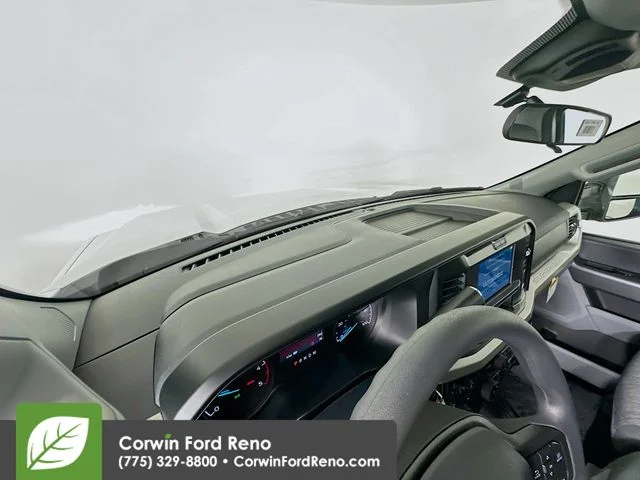 New 2026 Oxford White Ford XLT image 9