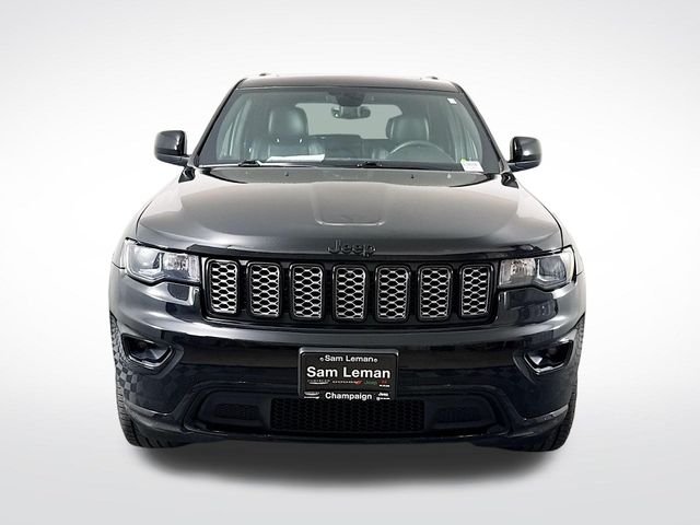 Used 2017 Jeep Grand Cherokee Altitude with VIN 1C4RJFAG5HC781384 for sale in Champaign, IL