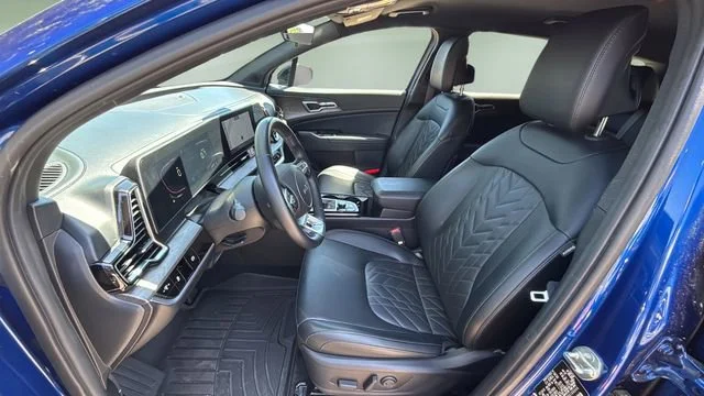Used 2024 Blue Kia X-Line image 18