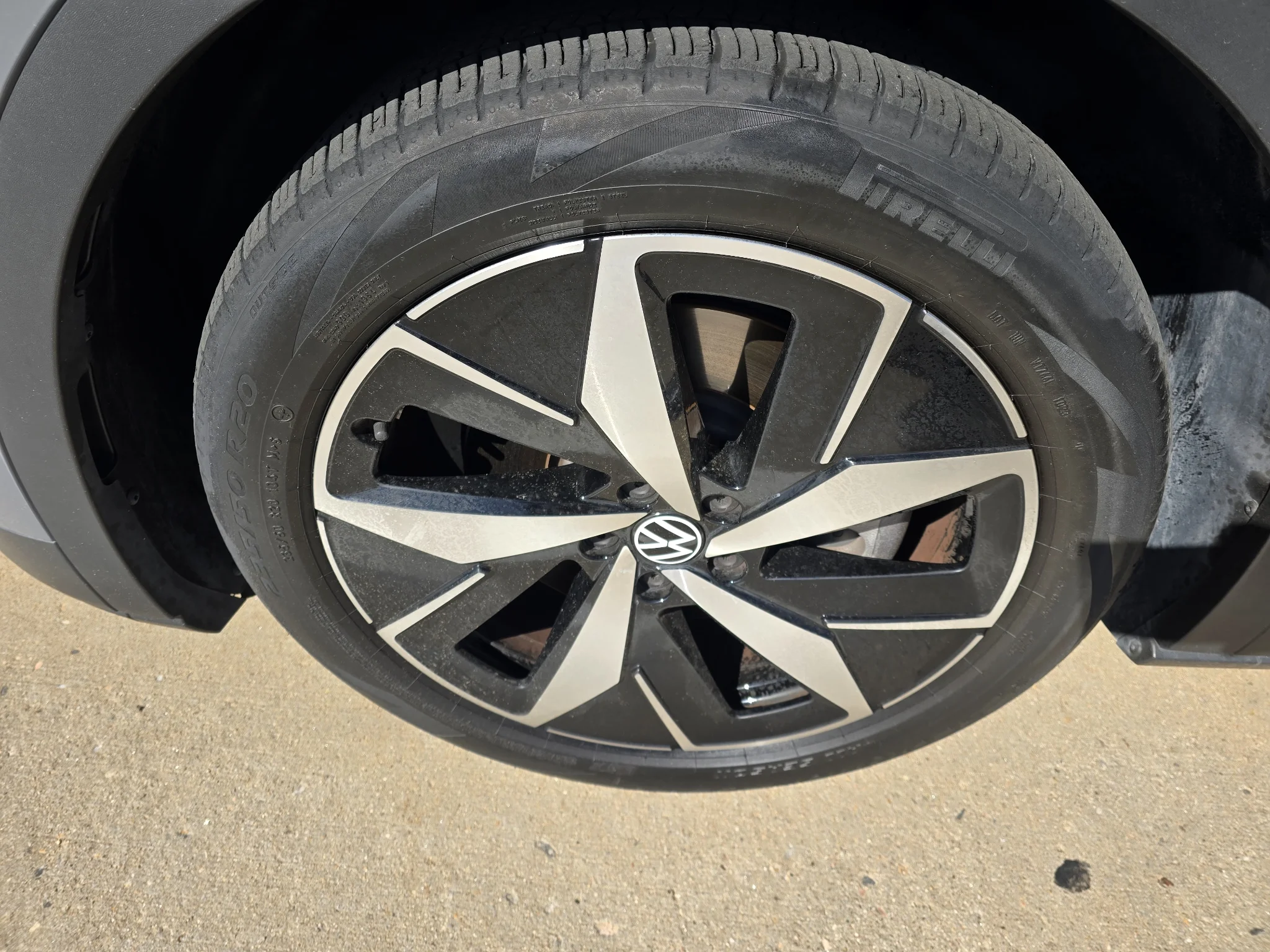 Used 2023 Pure Gray Volkswagen Pro S image 10