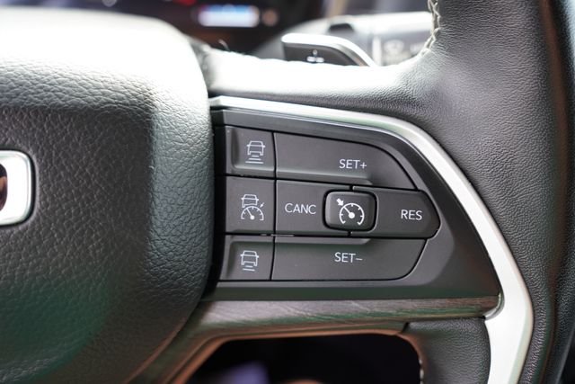 Certified Used 2022 Silver Jeep Limited image 34