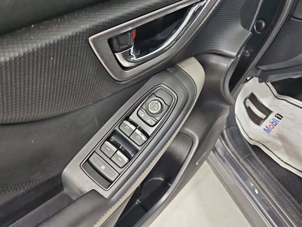 2022 Subaru Forester Limited - Photo 12