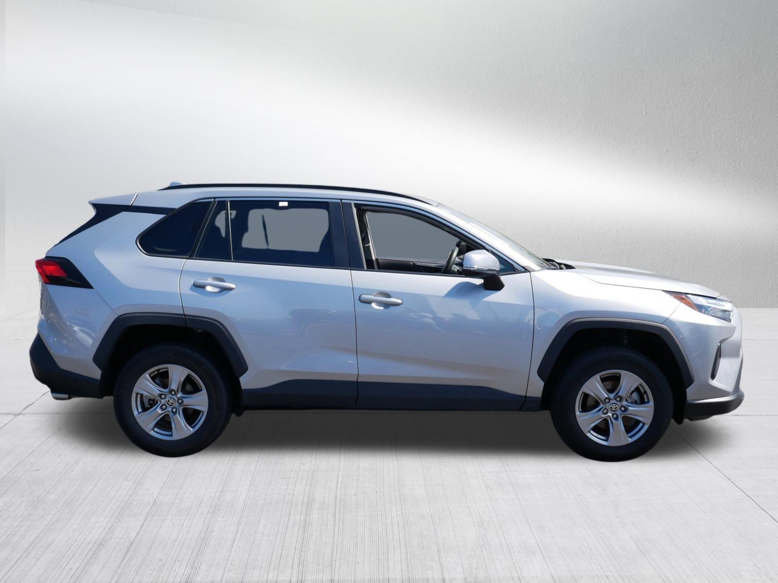 Certified Used 2025 SILVER SKY METALLIC Toyota XLE image 8