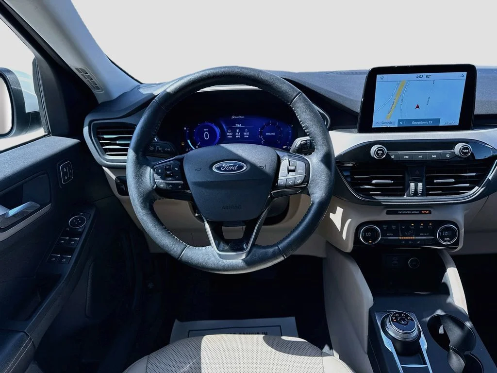 Used 2021 White Ford SEL image 28
