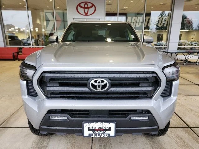 2025 Toyota Tacoma SR5 - Photo 6
