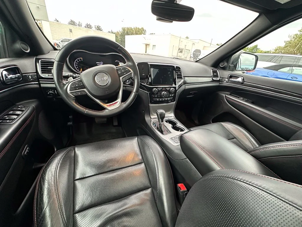 Used 2020 Green Metallic Clearcoat Jeep Trailhawk image 7