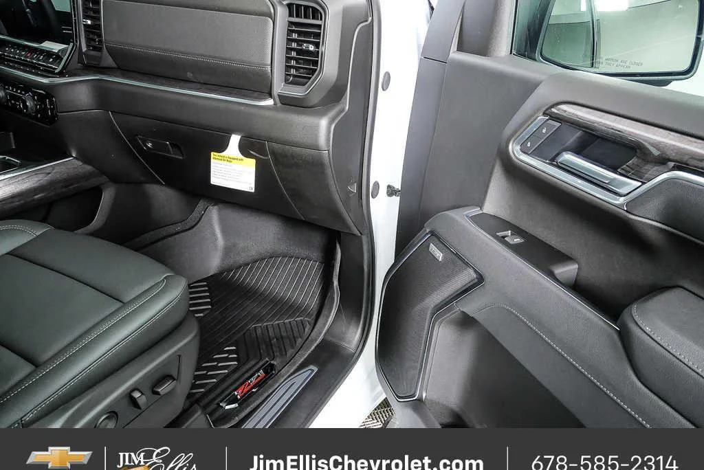 New 2026 Polar White Tricoat Chevrolet LTZ image 43