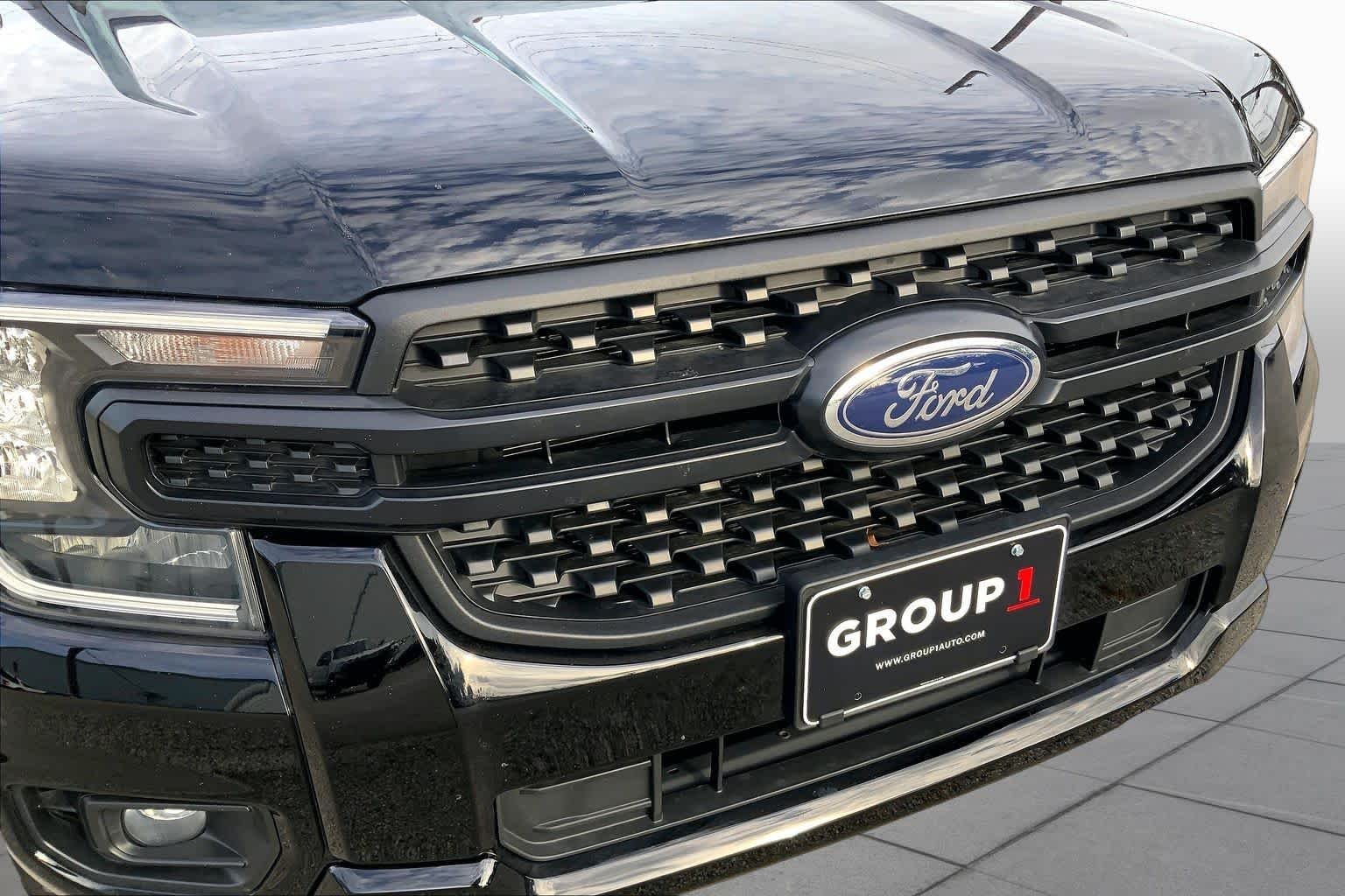 Used 2025 Shadow Black Ford XL image 30