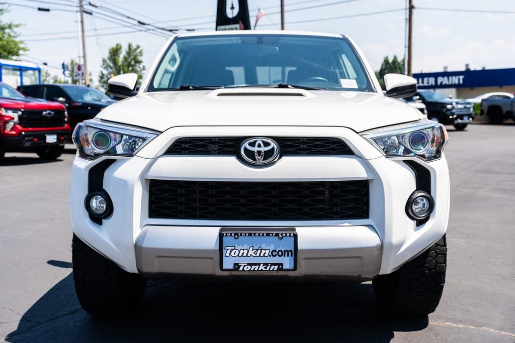 Used 2018 Super White Toyota TRD Off-Road image 7