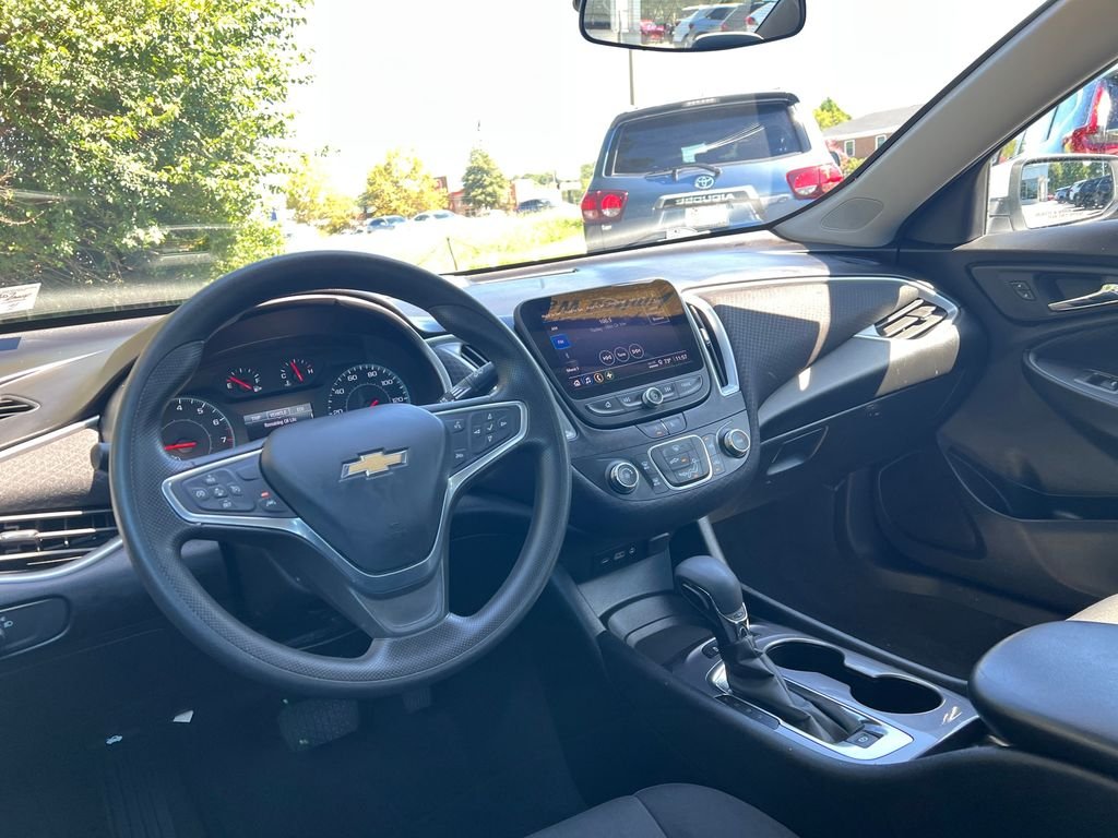 Used 2023 Summit White Chevrolet LS image 26