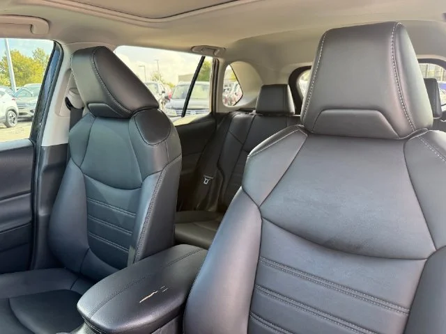 Used 2023 Blueprint Toyota XLE Premium image 13