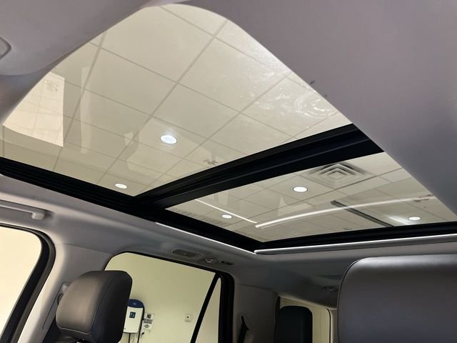 Used 2025 White Ford Active image 18