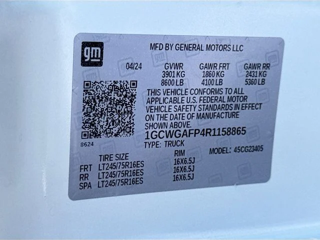 Used 2024 White Chevrolet Work Van image 27