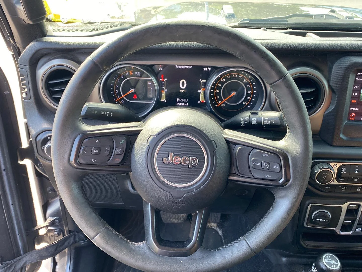 Used 2018 Granite Crystal Metallic Clearcoat Jeep Sport S image 12