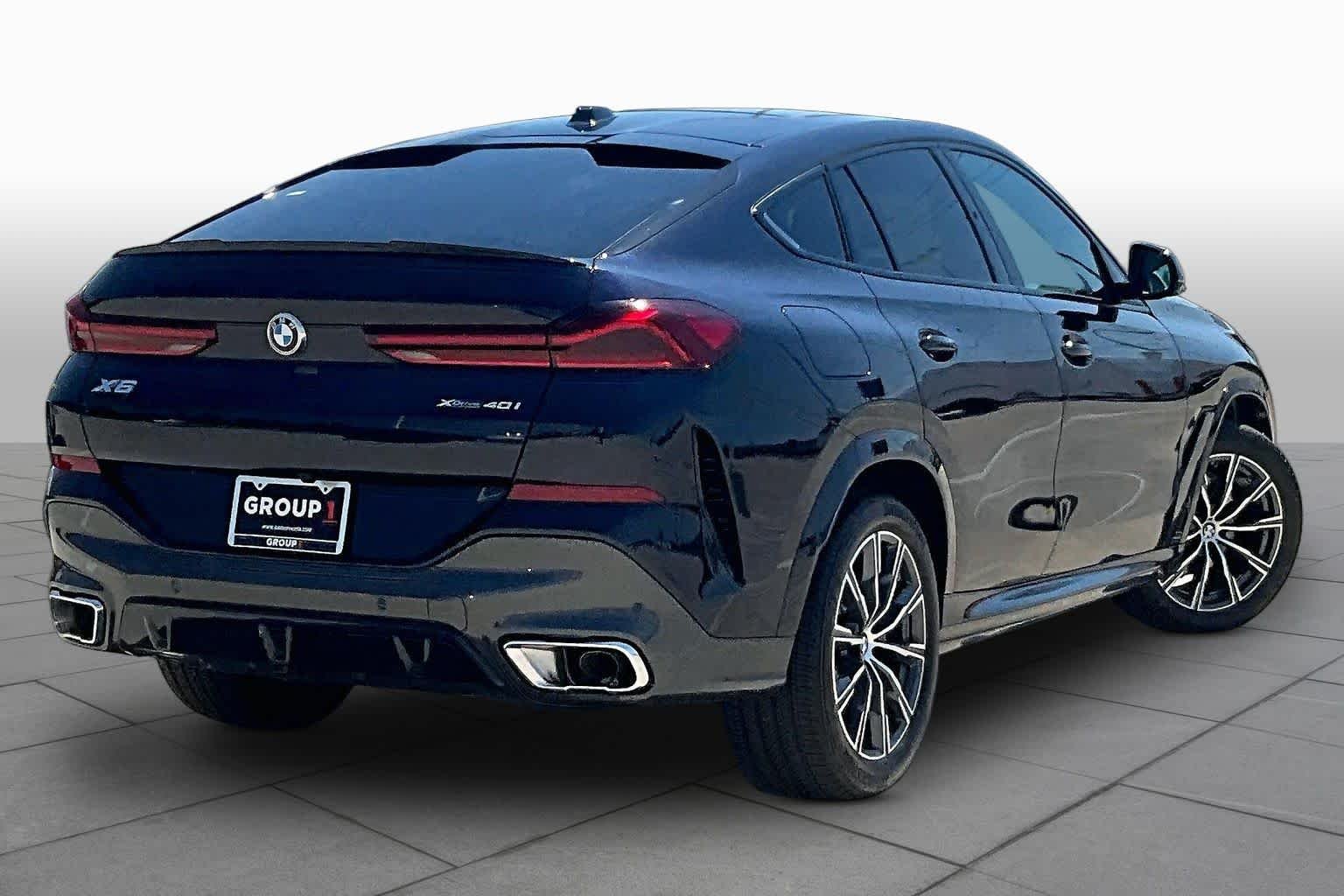 Used 2026 Carbon Black Metallic BMW xDrive40i image 12