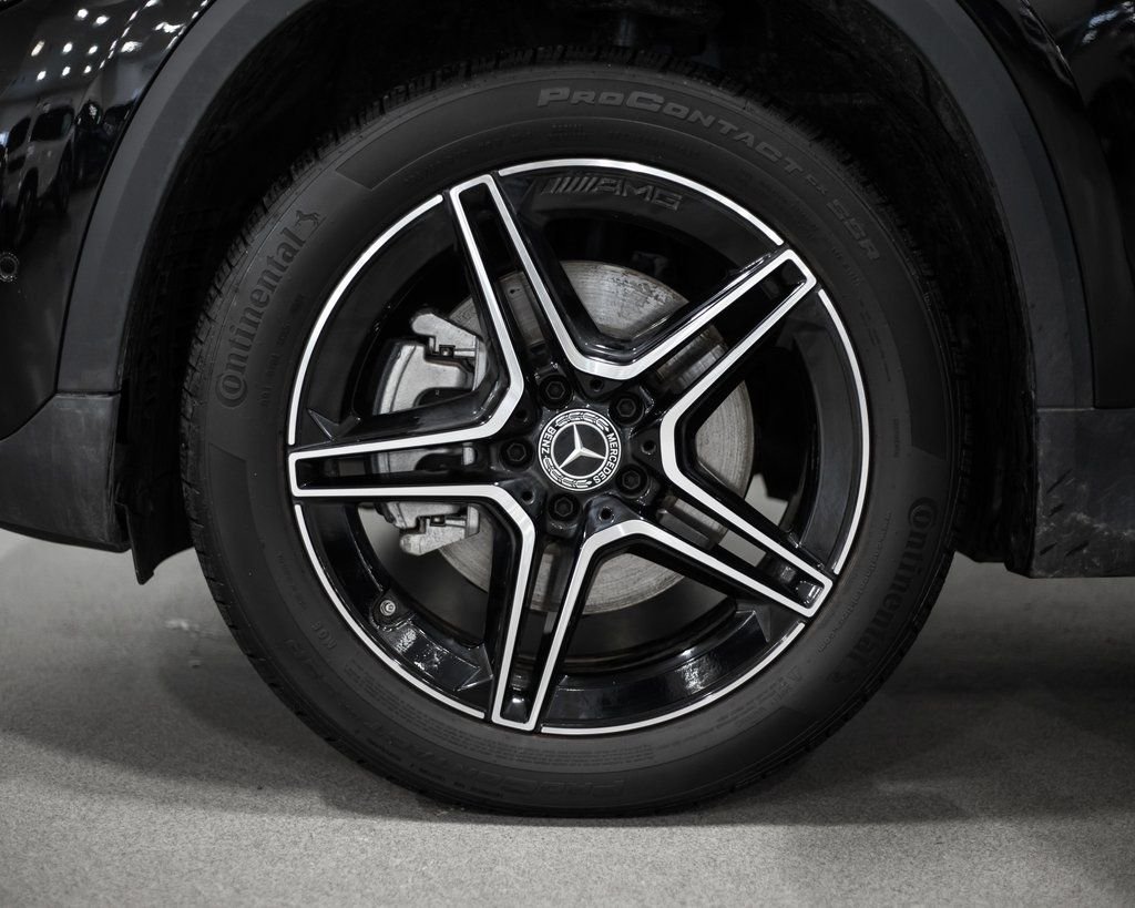 Used 2026 Black Mercedes-Benz GLA 250 image 4