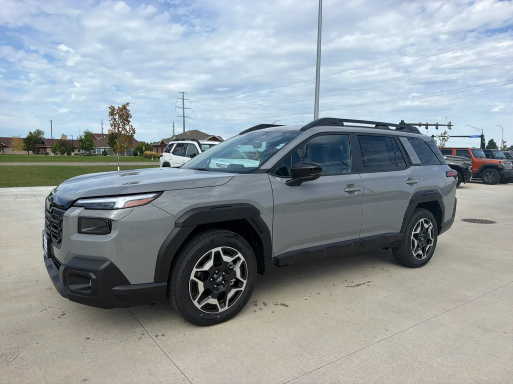New 2026 RIVER ROCK PEARL Subaru Touring image 2