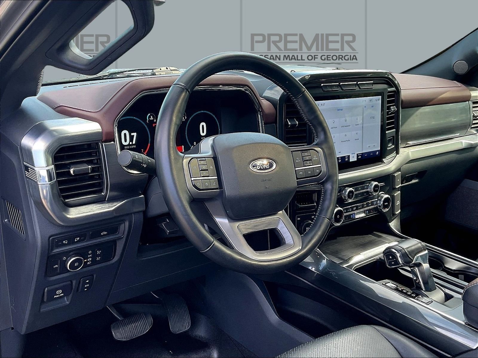 Used 2022 Silver Ford Lariat image 19