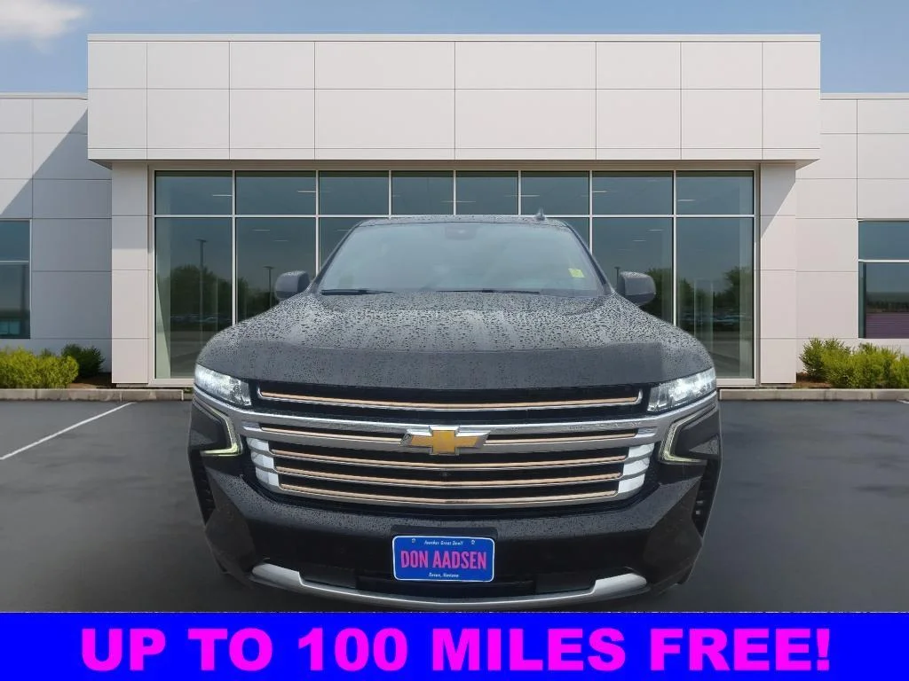 Used 2024 Black Chevrolet High Country image 2