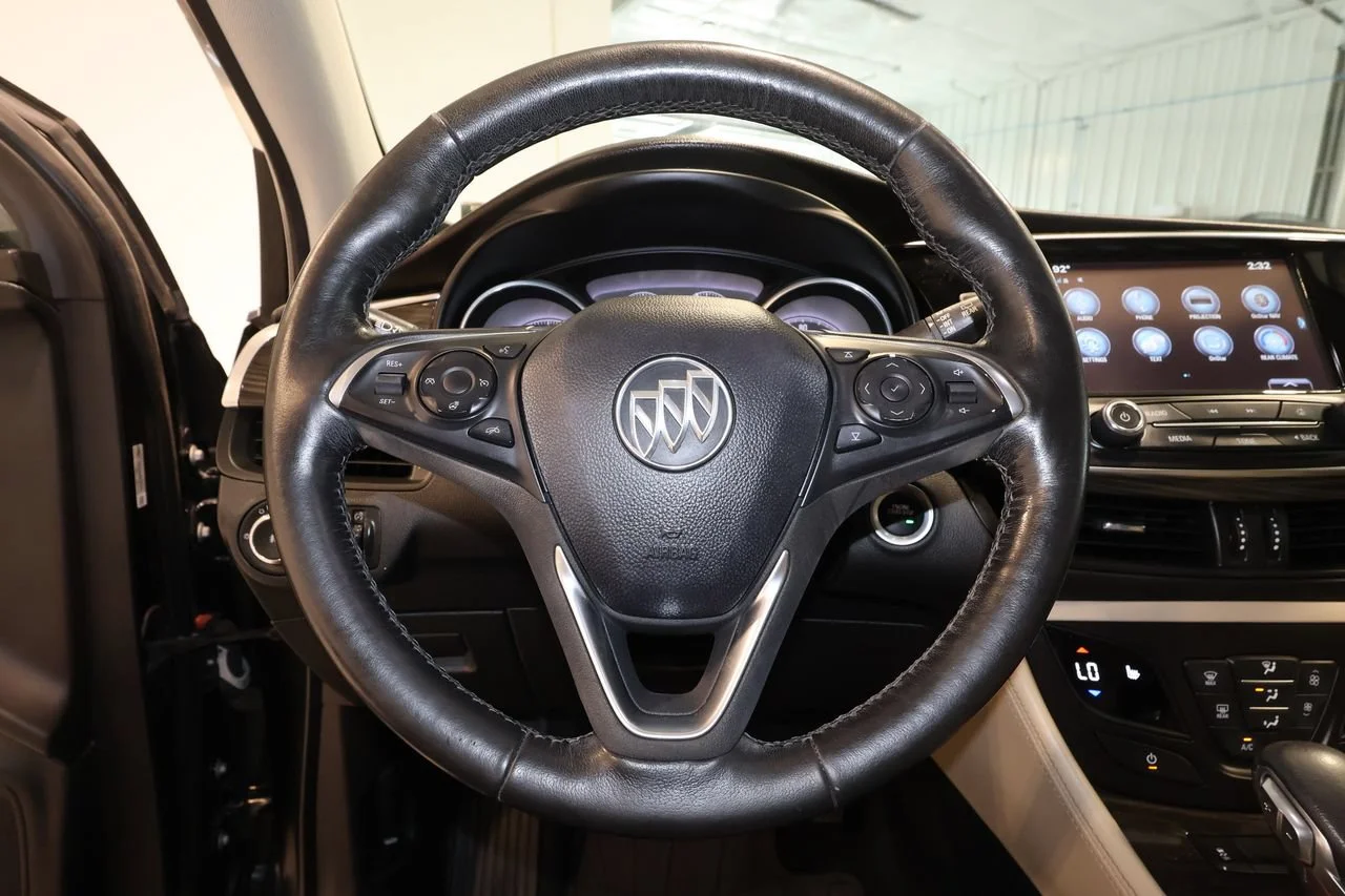 Used 2019 EBONY TWILIGHT METALLIC Buick Essence image 7