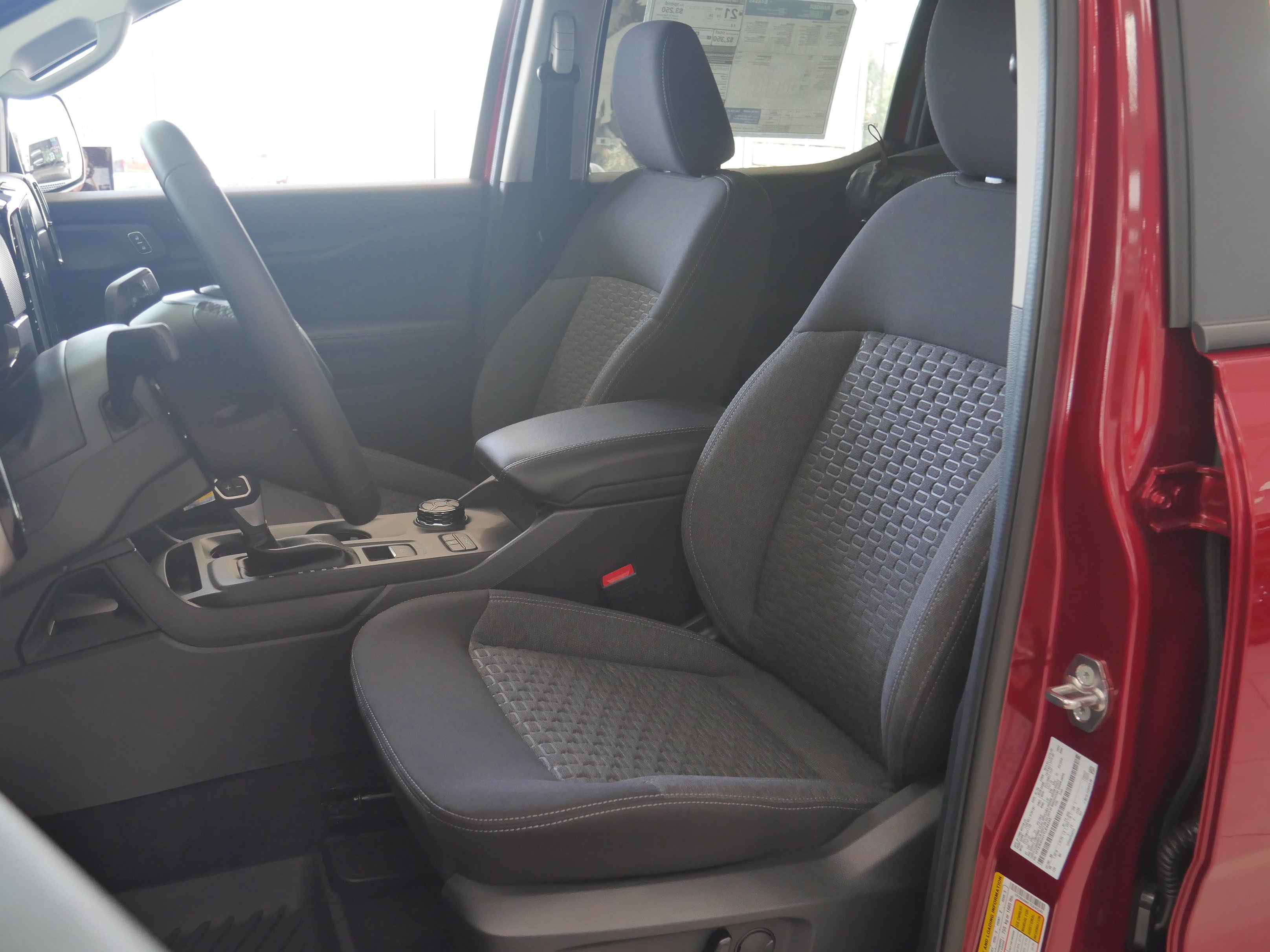 New 2026 Ruby Red Metallic Tinted Clearcoat Ford XLT image 31