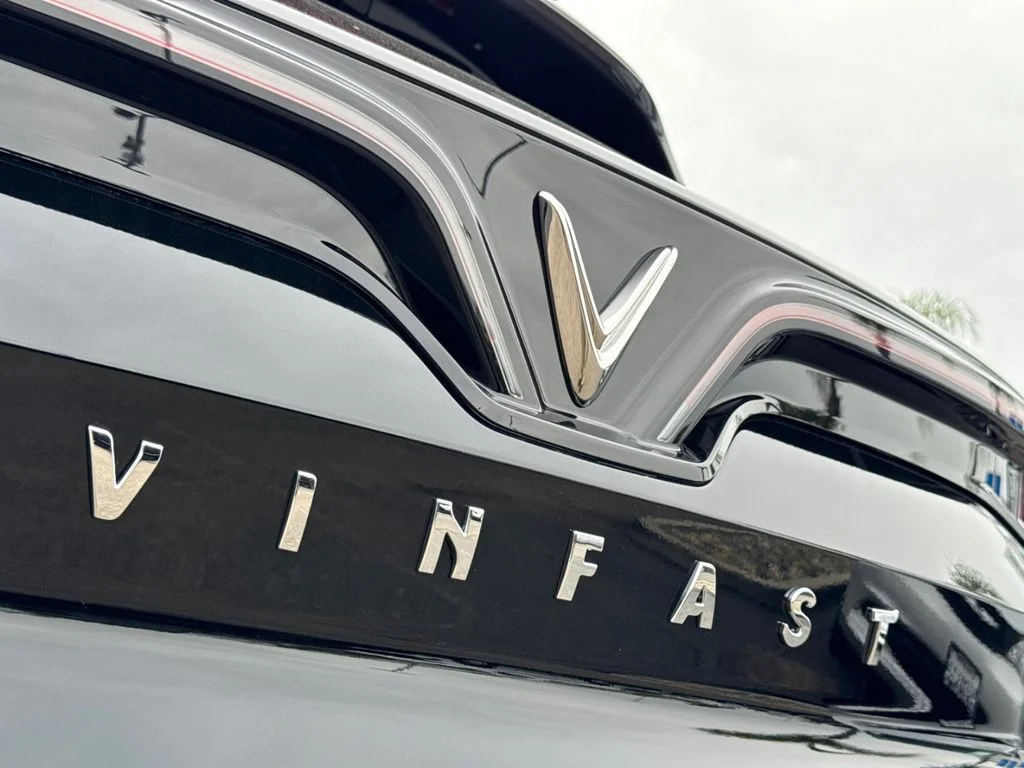 New 2025 Black VinFast Eco image 11