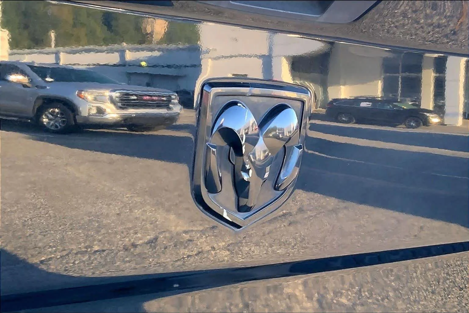 Used 2019 Diamond Black Crystal Pearlcoat Ram Warlock image 28