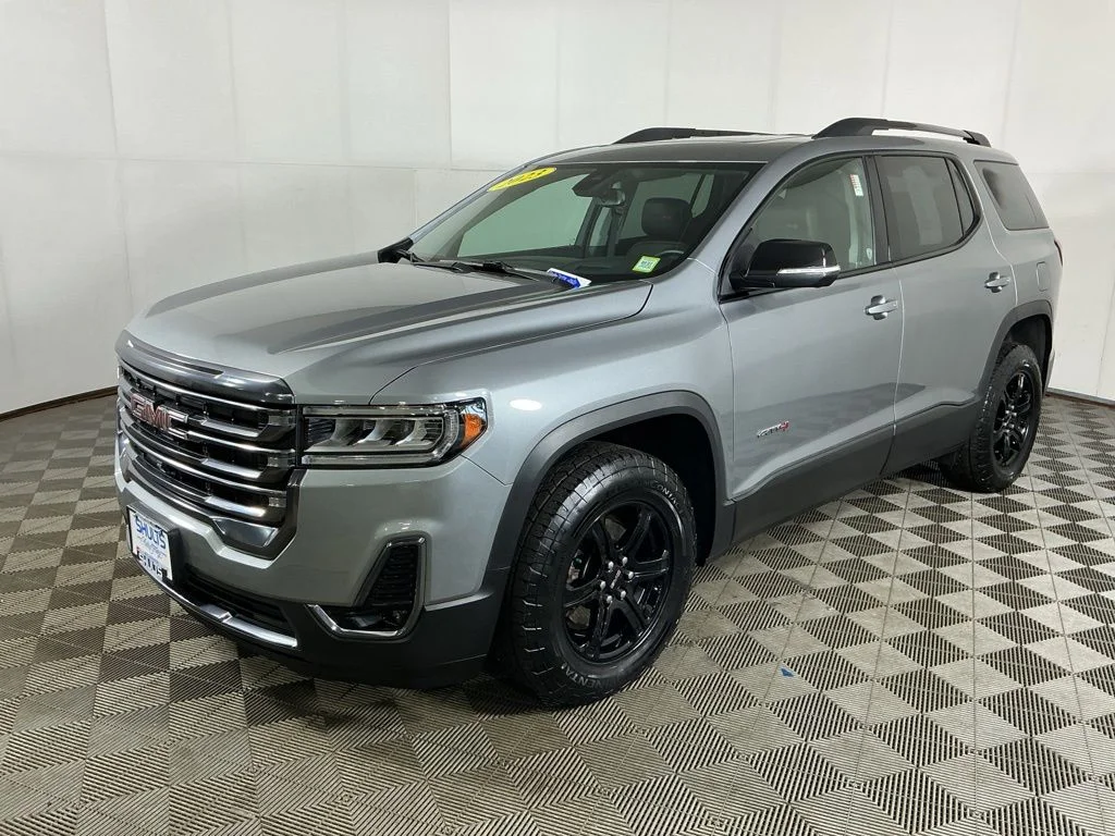 Certified Used 2023 Silver GMC AT4 image 4