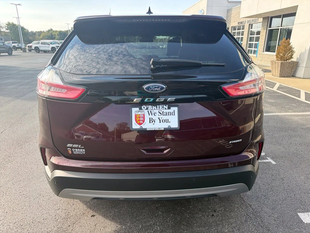 Used 2023 Burgundy Velvet Metallic Tinted Clearcoat Ford SEL image 4