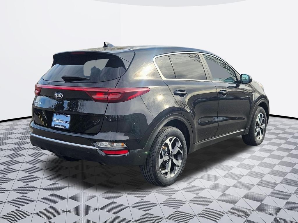Used 2020 Black Cherry Pearl Kia LX image 5