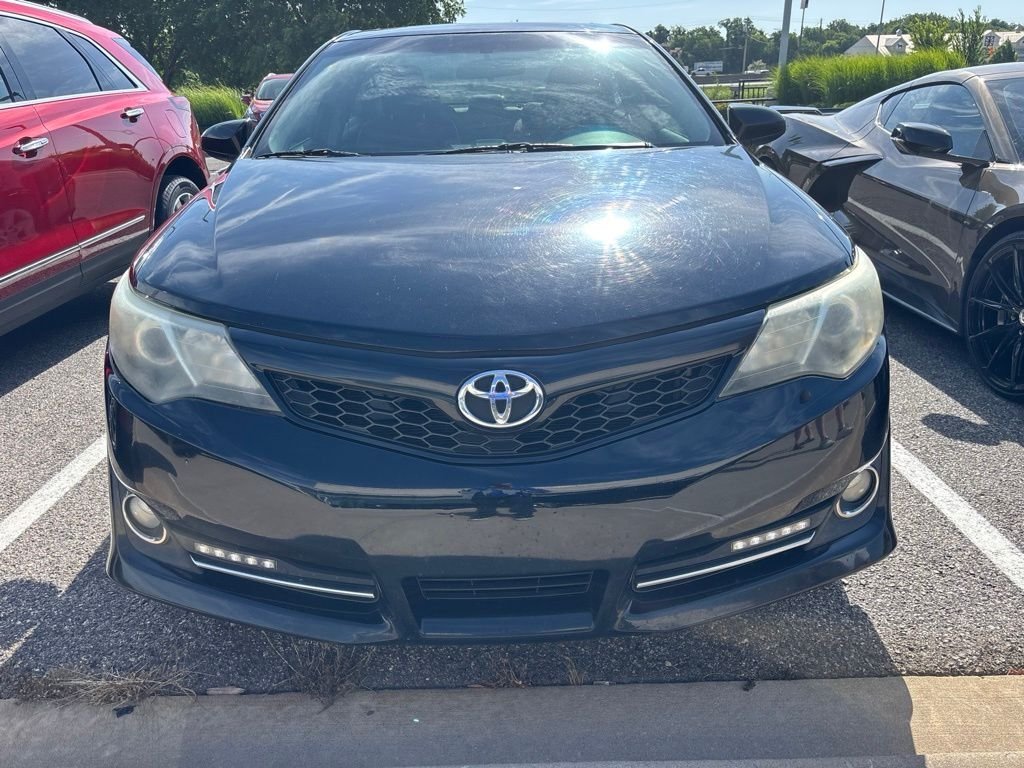 Used 2013 Black Toyota SE image 2
