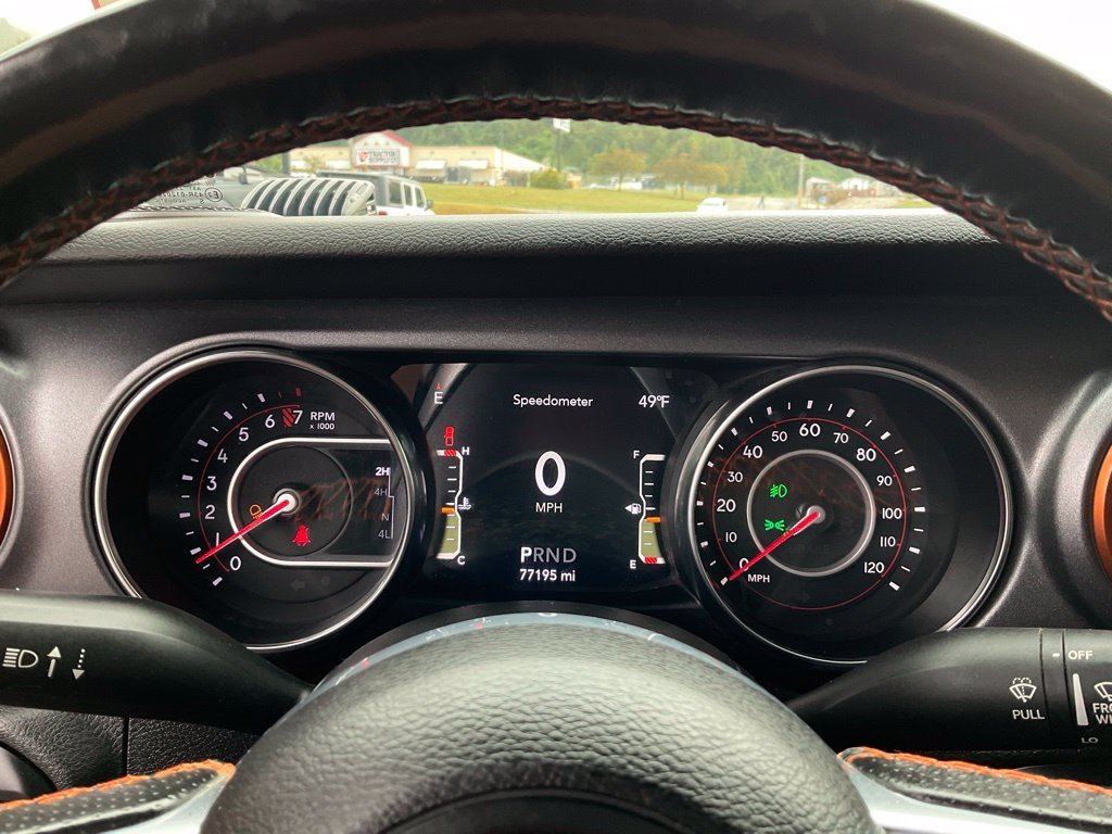 Used 2021 Orange Jeep Mojave image 14