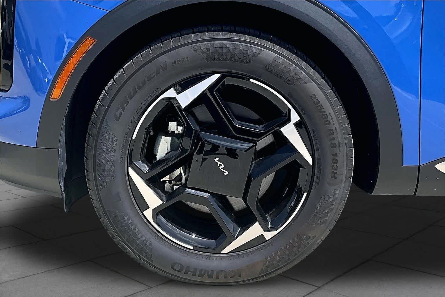 Used 2026 Nebular Blue Kia EX image 10