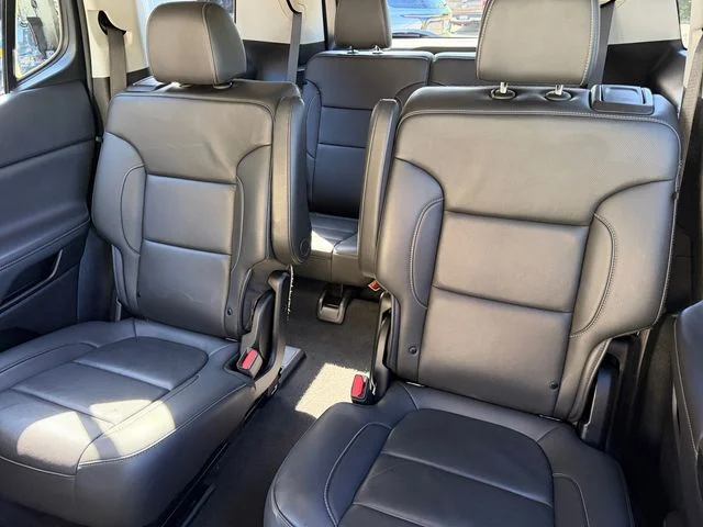 Used 2023  GMC SLT image 13