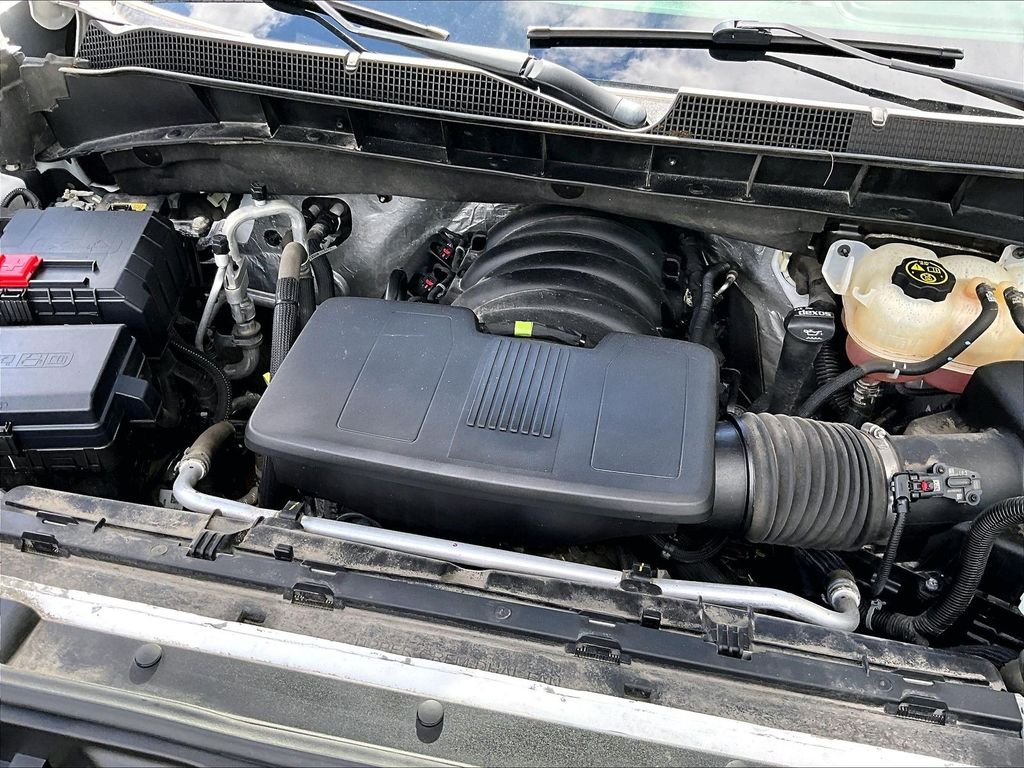 Used 2022 White Chevrolet RST image 36