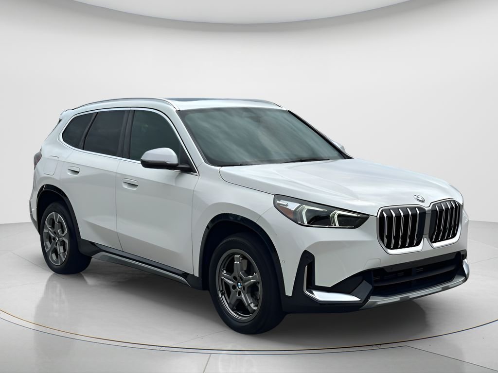 Certified Used 2023 White BMW xDrive28i image 3