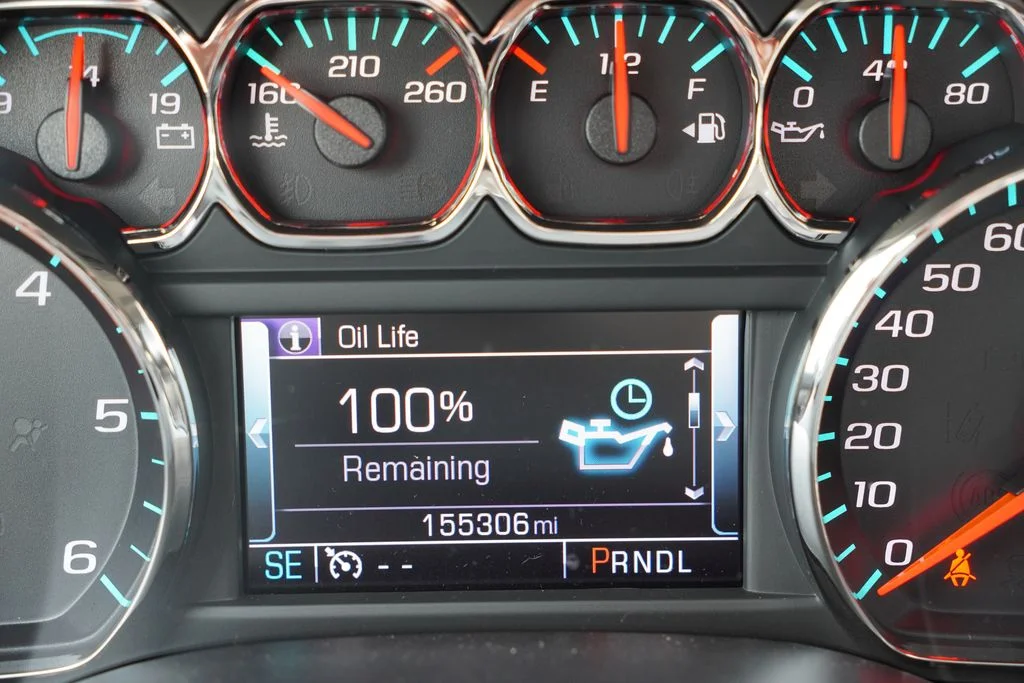 Used 2017 Graphite Metallic Chevrolet LT image 6