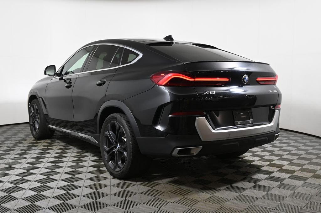 Used 2022 Black Sapphire Metallic BMW xDrive40i image 9
