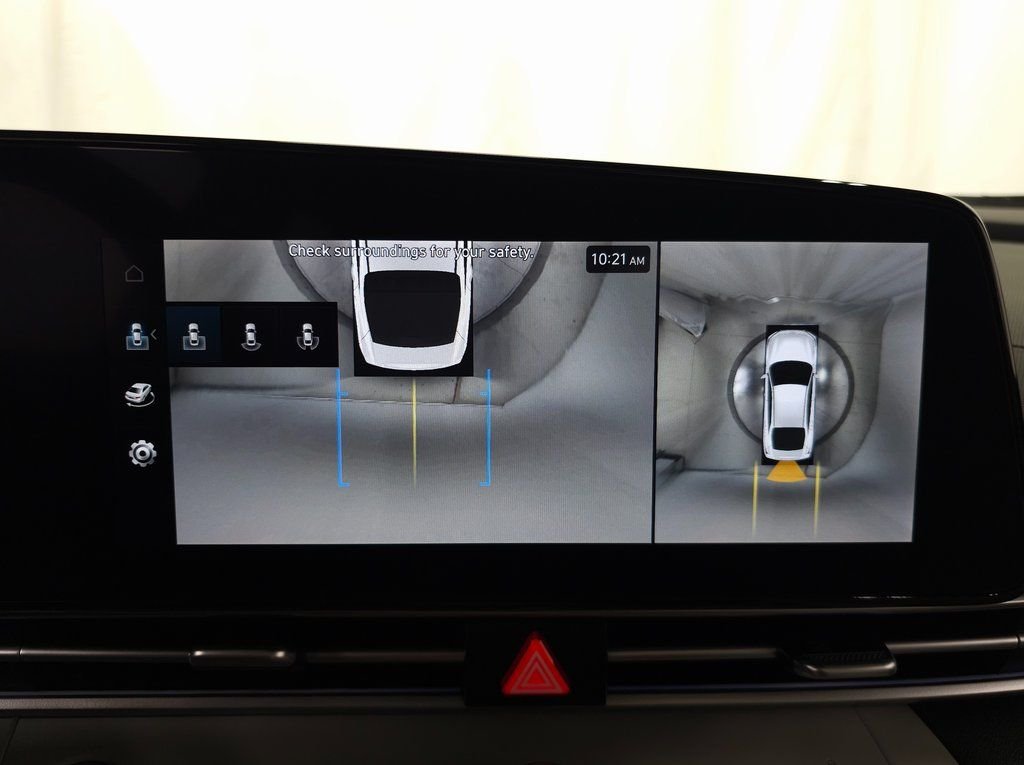 2024 Hyundai Elantra Limited - Photo 29