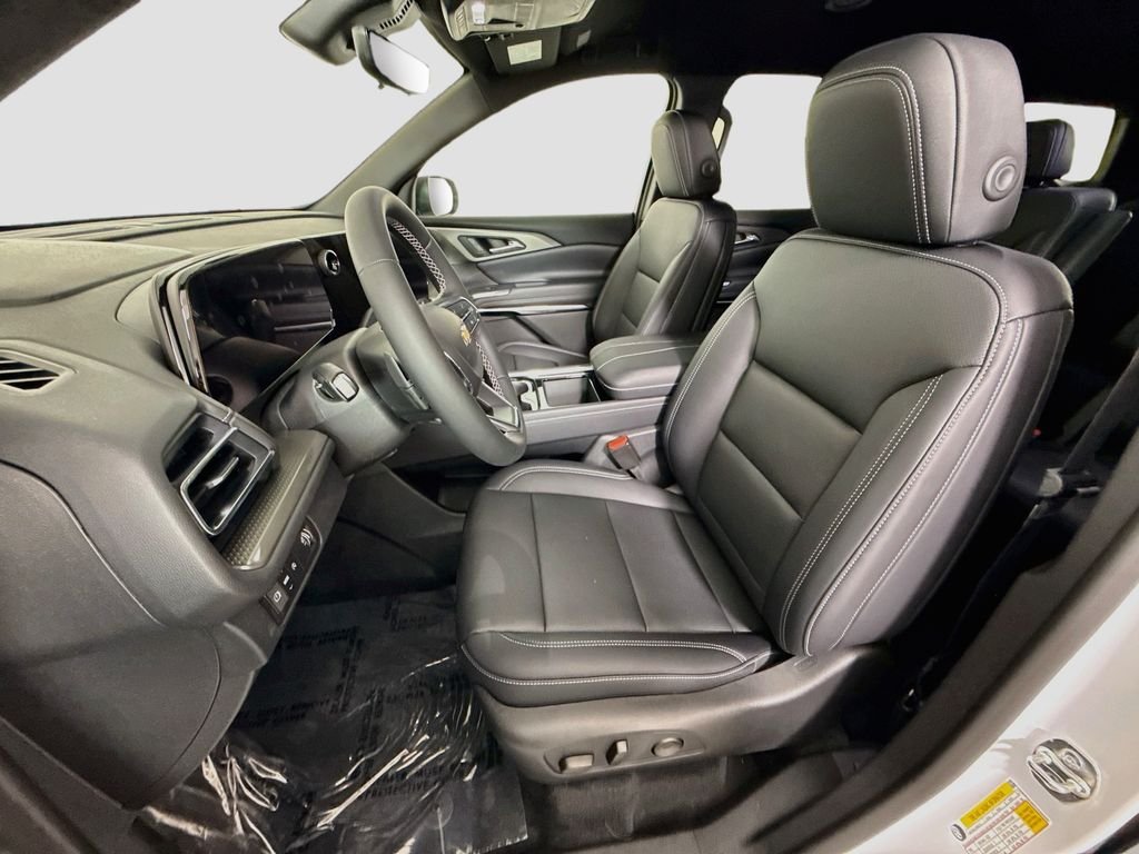 2027 Chevrolet Traverse LT - Photo 20