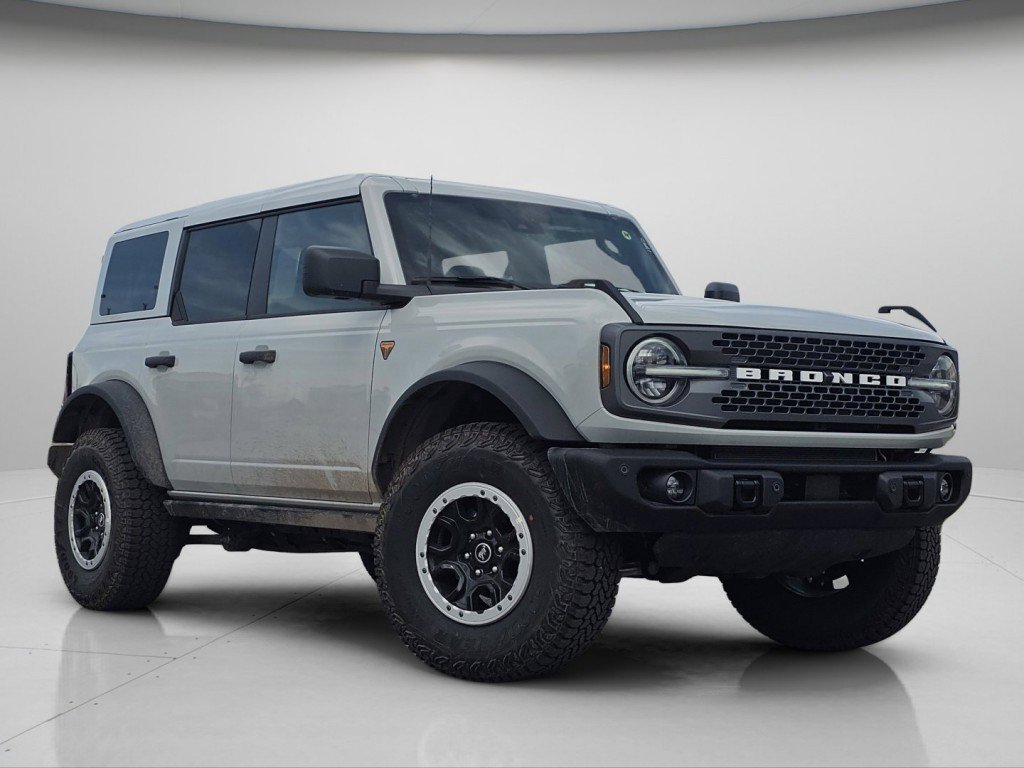 New 2026 Avalanche Ford Badlands image 2