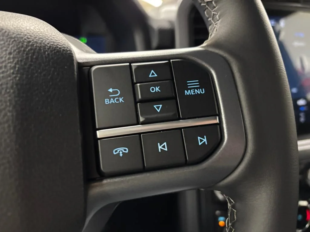 New 2026 Agate Black Metallic Ford XLT image 21