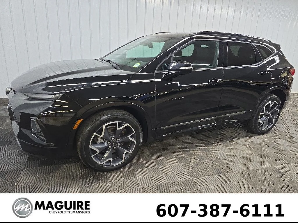 Used 2022 Black Chevrolet RS image 6
