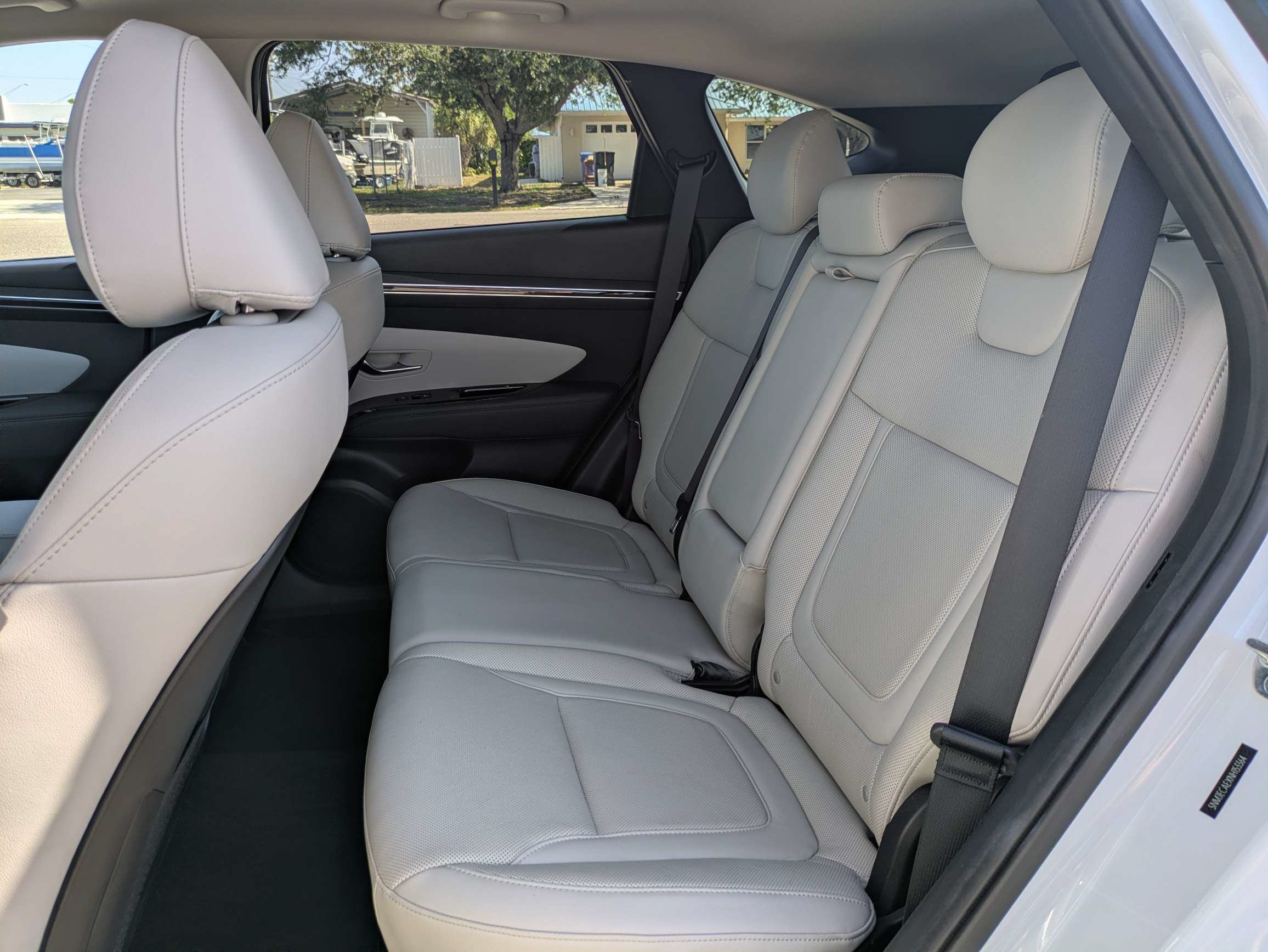 Used 2022 Quartz White Hyundai Limited image 15